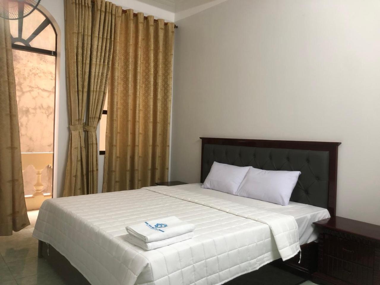 Hotel Nam Son Tan Duong Hai Phong Exterior photo